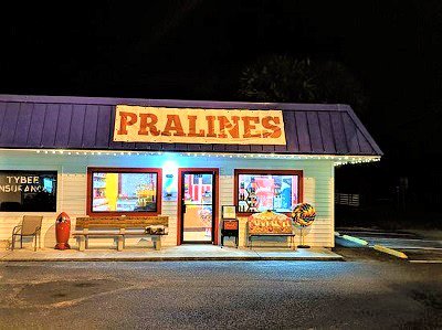 Things To Do https://oceanfrontcottage.icnd-cdn.com/images/thingstodo/savannah-praline-company (2).jpg